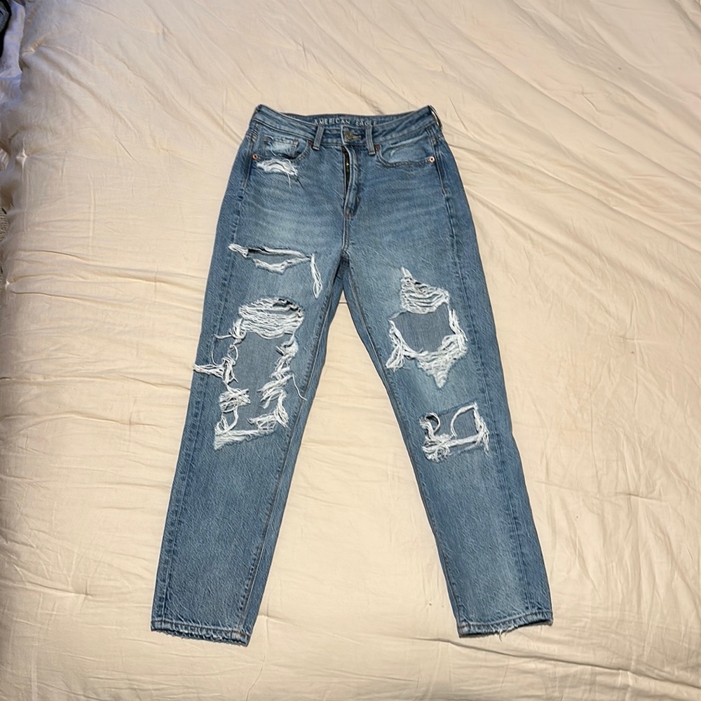American eagle ripped mom jeans